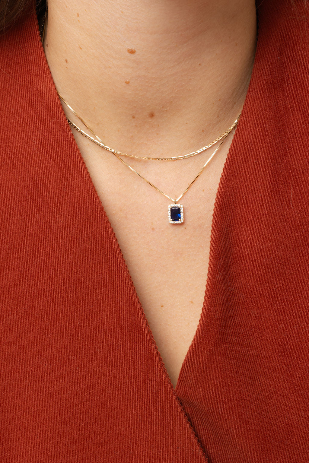 Collar Profondo